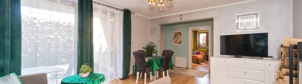 Dom z dwoma niezależnymi mieszkaniami w centum