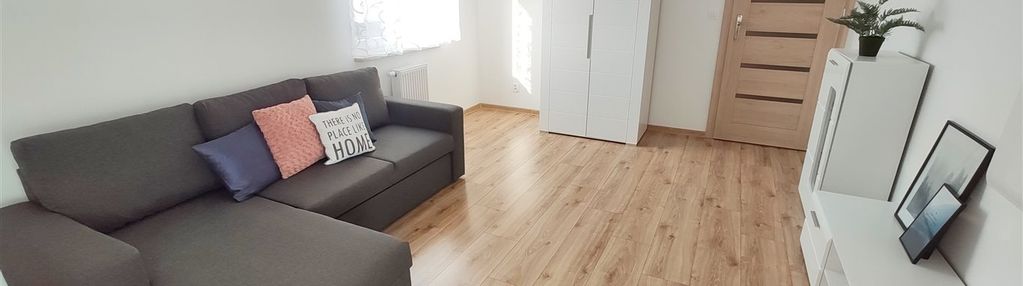 Duże rozkładowe 2-pokojowe balkon komórka garaż