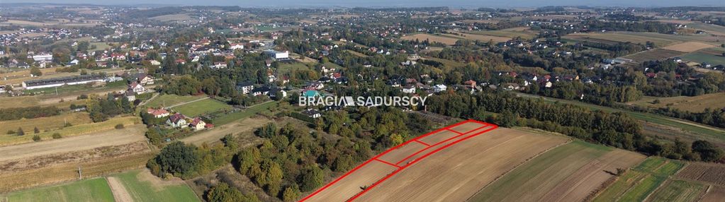 Duża działka kocmyrzów