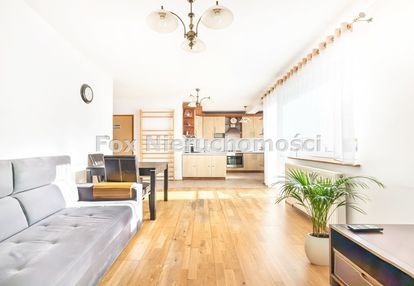 Widokowe i wyposażone 3 pokoje z garażem od zaraz