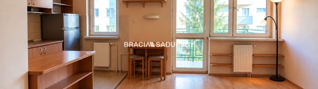 Przytulna kawalerka 26m2 z balkonem, prądnik biały