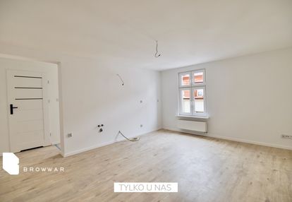 3 -pokojowe mieszkanie/ niski czynsz/ centrum