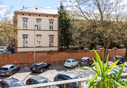 Ochota filtry|2 pokoje|jasne|ciche|winda