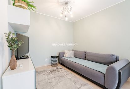 Nowe budownictwo, radzikowskiego. z windą.