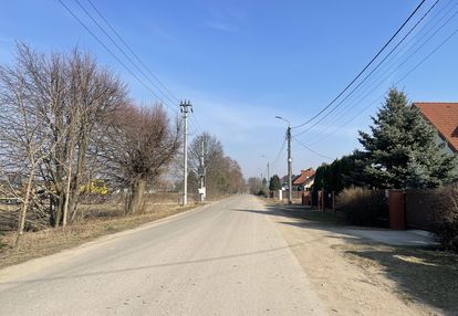 Na sprzedaż działka budowlana – 847 m² w słupnie.