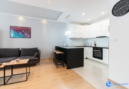 2 pok i klimatyzacja i p. biały i od zaraz i