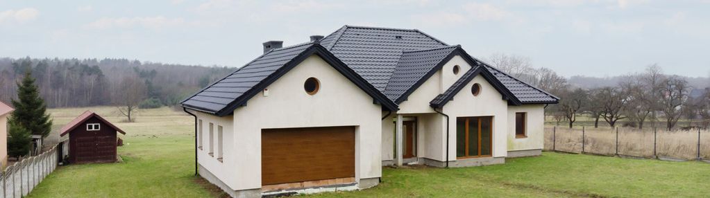 Piękny przestronny dom z bardzo dużą działką