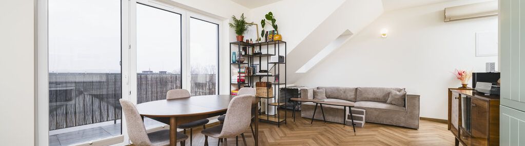 3 pokojowe z dużym balkonem, garażem i komórką