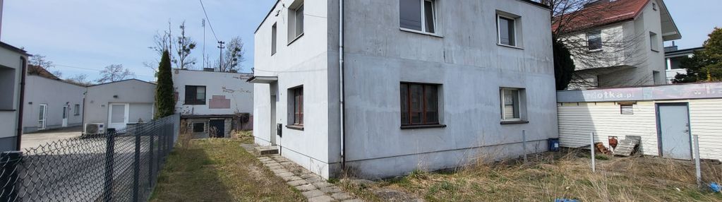 Dom wolnostojący przy ul. gdańskiej w redzie
