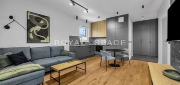 Stylowe mieszkanie  z balkonem na woli!