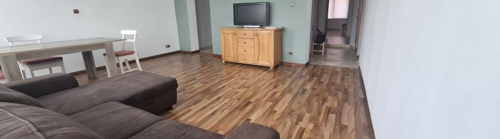 Jasne/65,70 m2/nowy piec/3 pokoje w rynku
