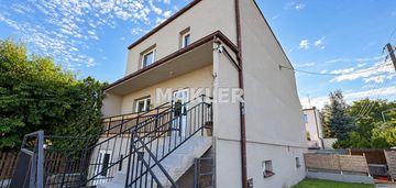 Dom szeregowy,4 pokoje,garaż
