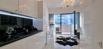 Luksusowy 1 pok. apartament z loggią - hanza tower