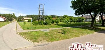 Działka 1147m2 w bobrownikach!