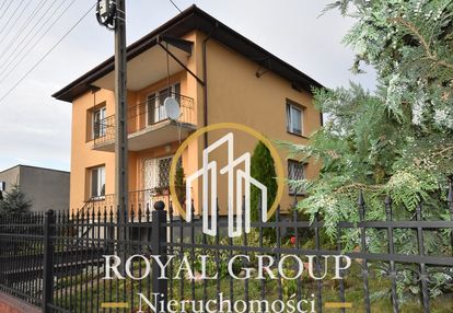 Dom piętrowy w centrum