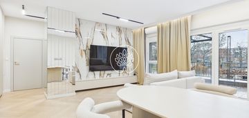 Apartament z ogródkiem i widokiem na rzekę | sztos