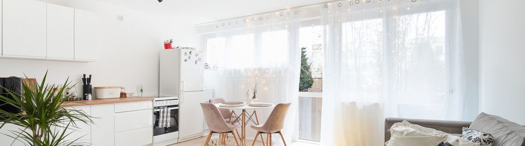 Ul. żelazna - balkon | comiejskie | piwnica