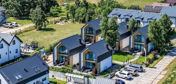 Nowoczesny ośrodek wypoczynkowy – 5 domków