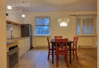 Przy metrze | nowoczesne | garaż | komórka 6 mkw