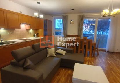 3 pokojowe mieszkanie na przedmieściu oławskim