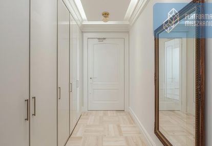 Dwustronne! komfort! 2 łazienki! duże szafy!