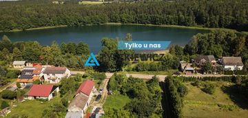 Działka nad jeziorem w starznie.