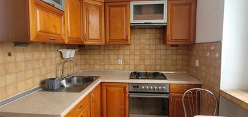 M-3, blisko jagiellończyków