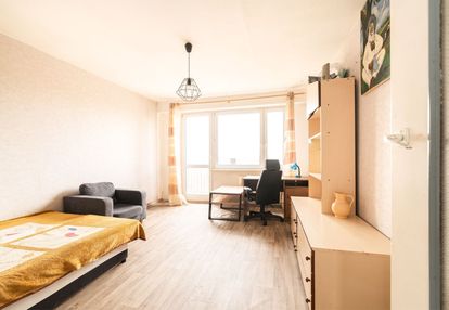 3 pok. oddzielna kuchnia, nagórki, murzynowskiego