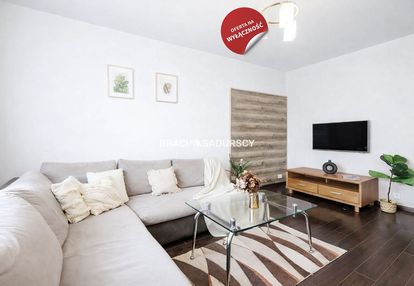 3 pok. przewóz - k. lokatorska i m. postojowe