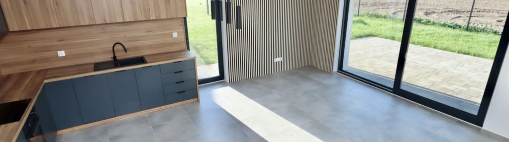 Bliźniak pod klucz w konarzewie