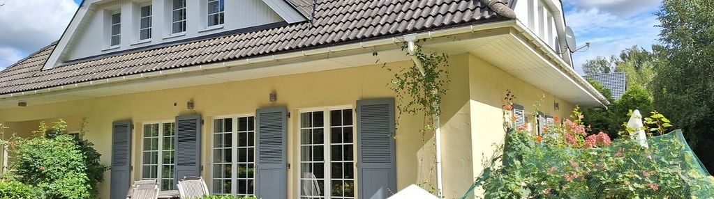 Do zamieszkania duży dom z sauną przy miedwiu