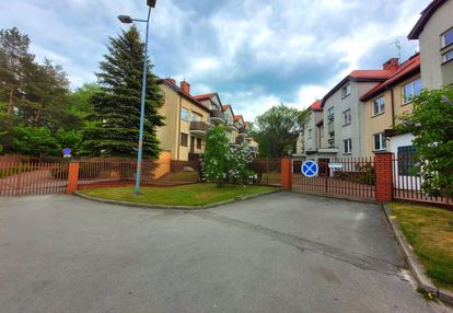 2 pokoje 51m2 i piętro, balkon, nowsze budownictwo barwinek