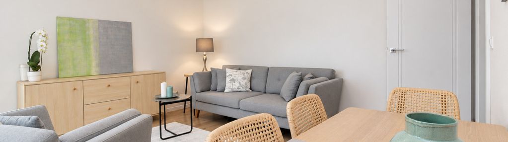 Wysoki standard | balkon | komórka lokatorska