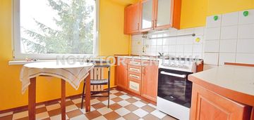 2 pokoje, 1 piętro, balkon