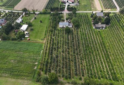Na sprzedaż działka 0,9 ha z domem 280 m² – świdno