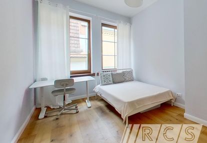 Duży ładny pokój na wynajem w rynku wrocław