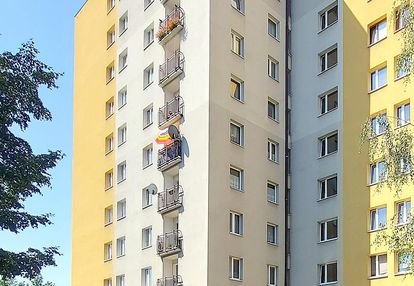 2 pokoje po remoncie z balkonem