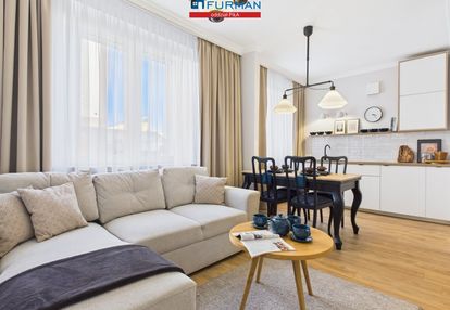 Klimatyczne 2 pokoje- wysoki standard-obniżka ceny