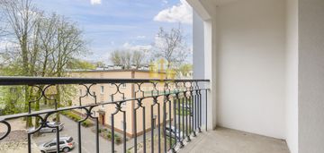 Odnowiona kamienica z windą* 52m2* loggia  * metro