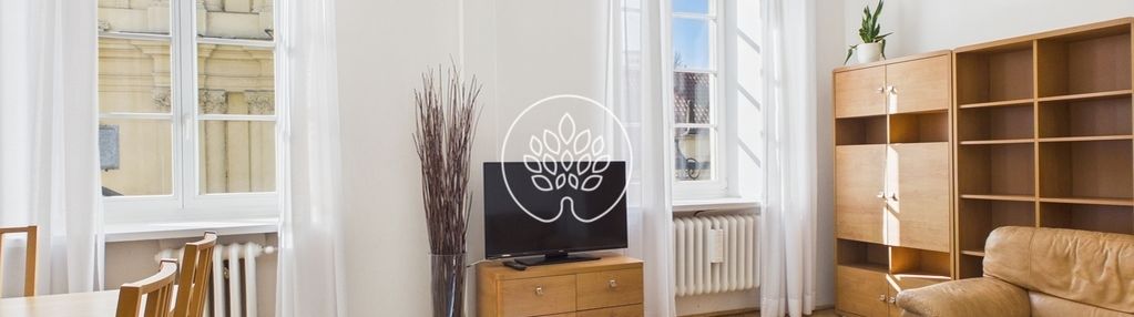 Nowe miasto/ klimatyczne / bardzo wysokie