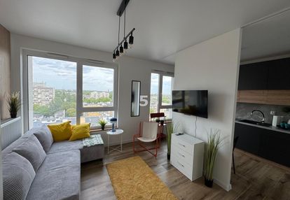 Umeblowane w sercu miasta z piękną panoramą