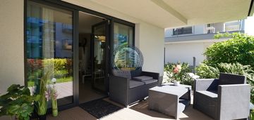 Apartament przy samej plaży z tarasem i ogrodem!
