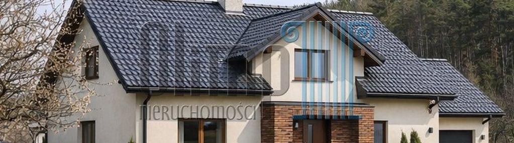Przestronny dom jednorodzinny - zielonka