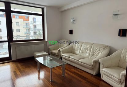 Komfortowe 3 pokoje z osobną kuchnią, balkon