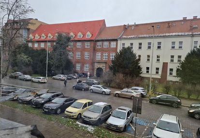 Wynajem 2pok. wrocław krzyki komandorska sky tower