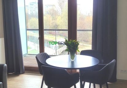 Komfortowe 2 pokoje w pięknej okolicy, garaż