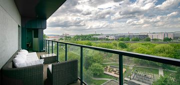 4-pok, 2 łazienki,94 m2, 2 balkony, garaż,zabłocie