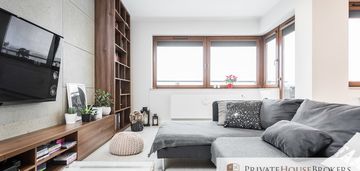 Dwupoziomowy, umeblowany apartament do wejścia!