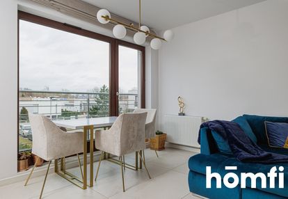 Dwupiętrowe nowoczesne mieszkanie z 3 balkonami