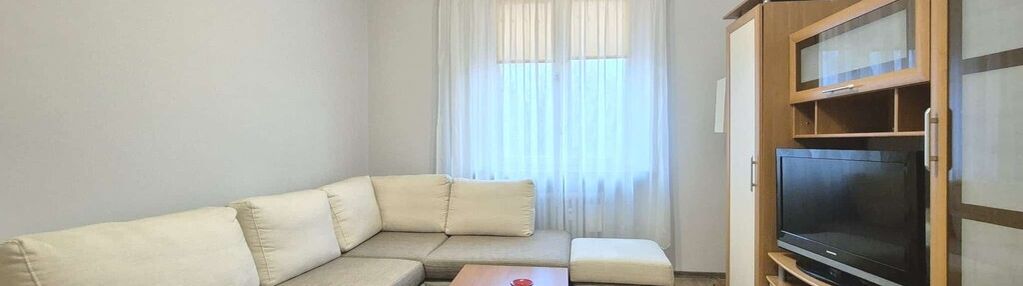 Funkcjonalna kawalerka w zielonej części sobięcina